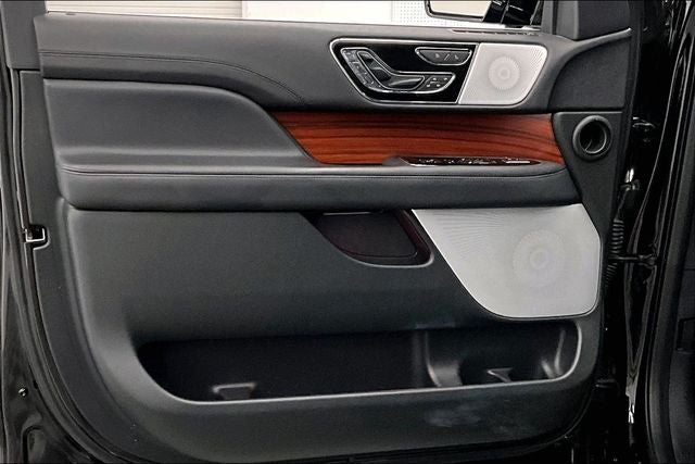 2024 Lincoln Navigator L Reserve 4x4 - Pano Roof - Htd/Cooled Massaging Leather