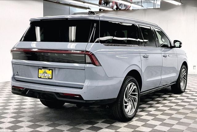 2025 Lincoln Navigator L Reserve 4x4-Pano Roof-Htd/Cooled Leather-22'' Wheels