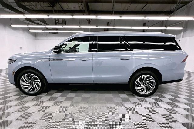 2025 Lincoln Navigator L Reserve 4x4-Pano Roof-Htd/Cooled Leather-22'' Wheels