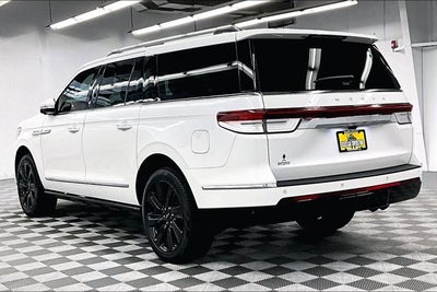 2023 Lincoln Navigator L Reserve 4x4 - Pano Roof - Htd/Cooled Massaging Leather