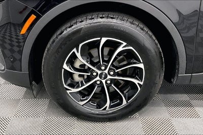 2024 Lincoln Nautilus Premiere AWD-Heated/Cooled Seats-Adaptive Cruise