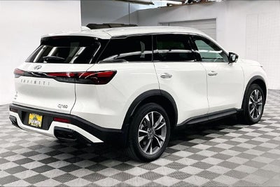 2025 INFINITI QX60 LUXE AWD-Pano Roof-Adaptive Cruise-Htd Leather