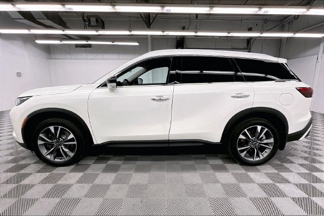 2025 INFINITI QX60 LUXE AWD-Pano Roof-Adaptive Cruise-Htd Leather