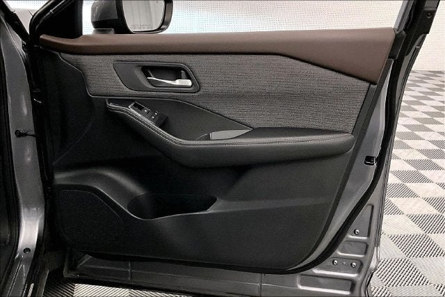 2021 Nissan Rogue SV AWD-Pano Roof-Adaptive Cruise-Htd Seats