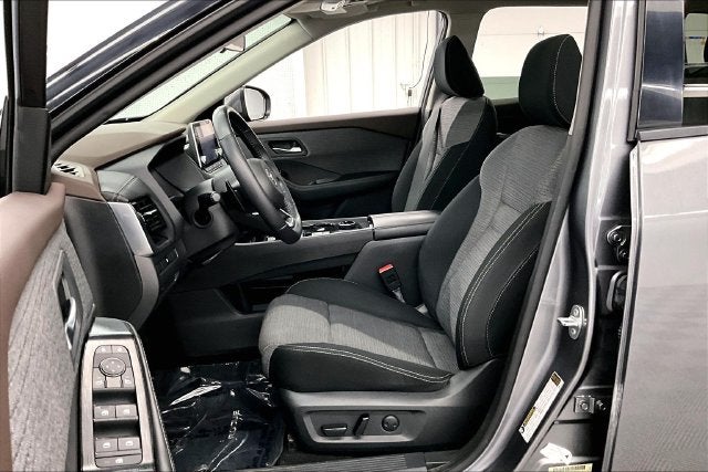 2021 Nissan Rogue SV AWD-Pano Roof-Adaptive Cruise-Htd Seats