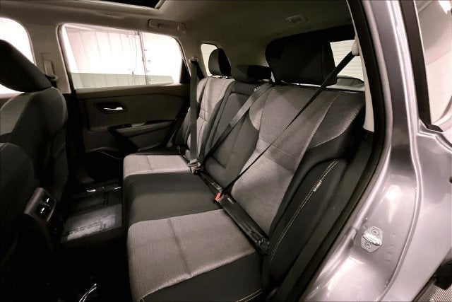 2021 Nissan Rogue SV AWD-Pano Roof-Adaptive Cruise-Htd Seats