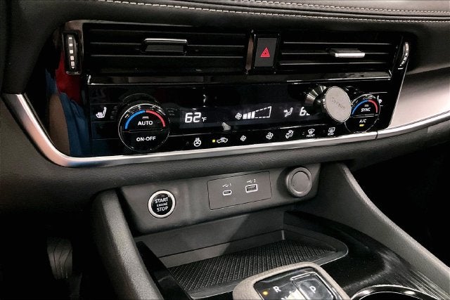 2021 Nissan Rogue SV AWD-Heated Seats-Remote Start