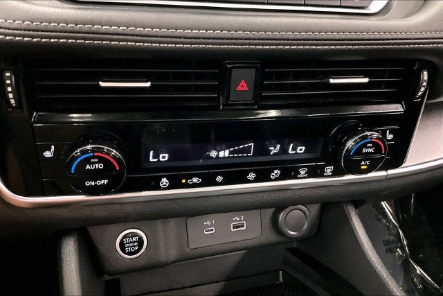 2021 Nissan Rogue SV AWD-Adaptive Cruise