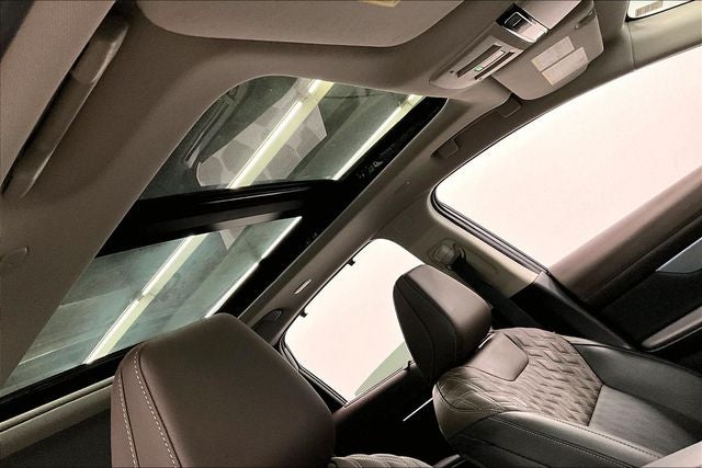 2025 Nissan Murano Platinum AWD-Pano Roof-Htd/Cooled Massaging Leather