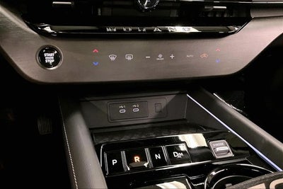 2025 Nissan Murano Platinum AWD-Pano Roof-Htd/Cooled Massaging Leather