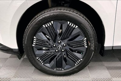 2026 Nissan Murano Platinum AWD - Technology and Cargo Packages