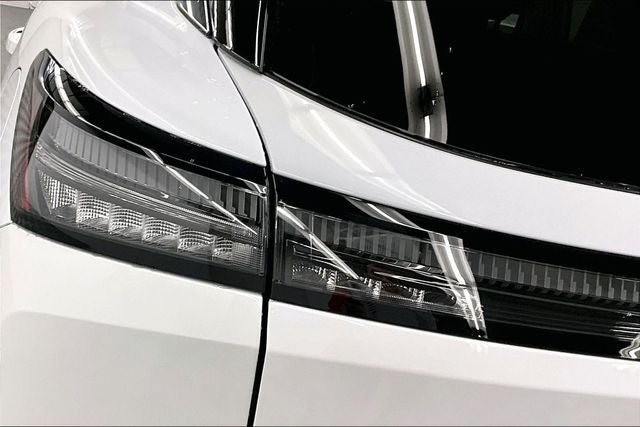 2026 Nissan Murano Platinum AWD - Technology and Cargo Packages