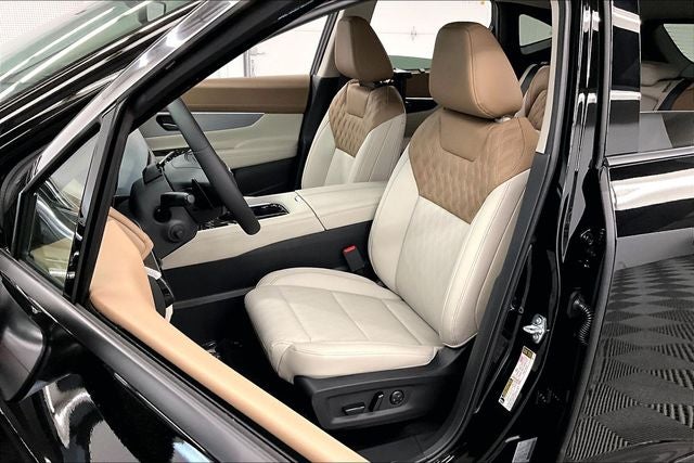 2026 Nissan Murano Platinum AWD - Technology and Cargo Packages