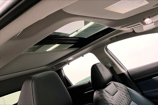 2026 Nissan Murano Platinum AWD - Technology and Cargo Packages