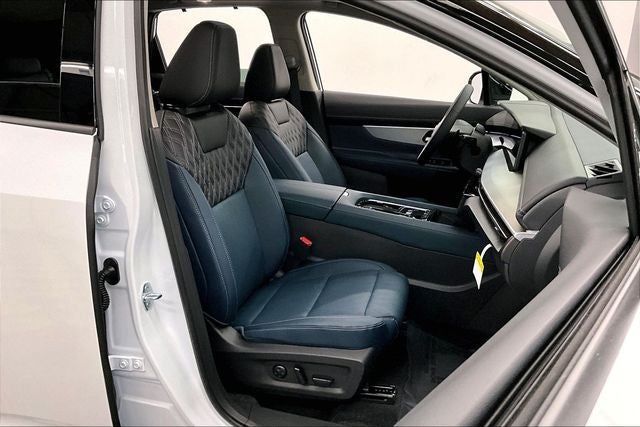 2026 Nissan Murano Platinum AWD - Technology and Cargo Packages