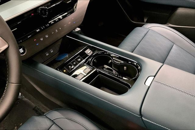 2026 Nissan Murano Platinum AWD - Technology and Cargo Packages