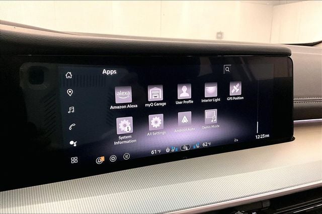2026 Nissan Murano Platinum AWD - Technology and Cargo Packages