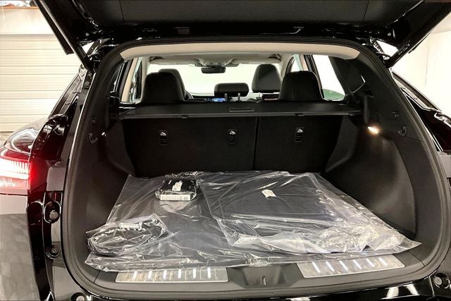 2026 Nissan Murano Platinum AWD - Technology and Cargo Packages