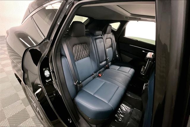 2026 Nissan Murano Platinum AWD - Technology and Cargo Packages