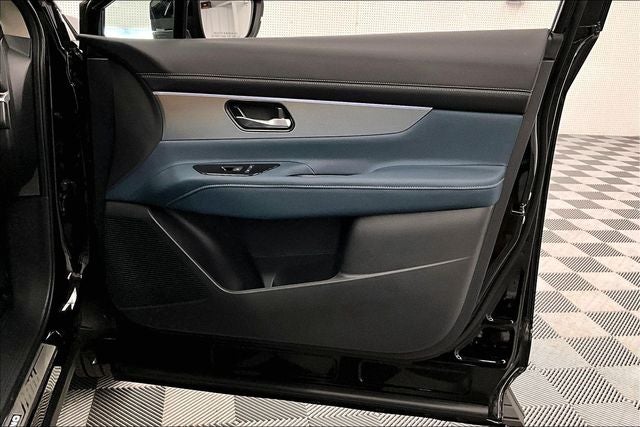 2026 Nissan Murano Platinum AWD - Technology and Cargo Packages