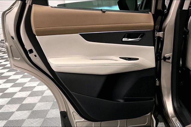 2026 Nissan Murano Platinum AWD - Technology and Cargo Packages