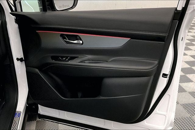 2026 Nissan Murano Platinum AWD - Technology and Cargo Packages