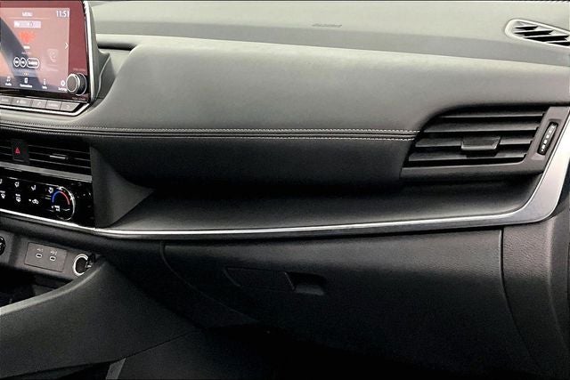 2024 Nissan Rogue S Blind Spot Detection - Apple CarPlay/Android Auto