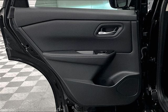 2026 Nissan Rogue SV - Cold Weather Package