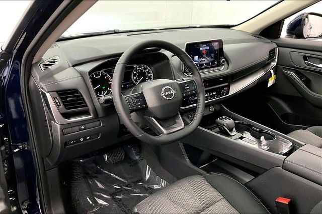 2026 Nissan Rogue SV - Cold Weather Package