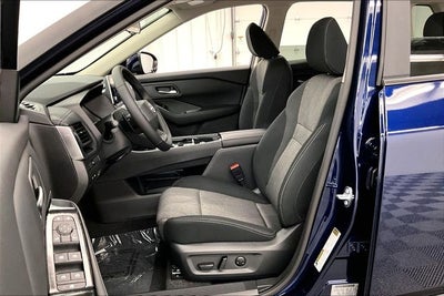 2026 Nissan Rogue SV - Cold Weather Package