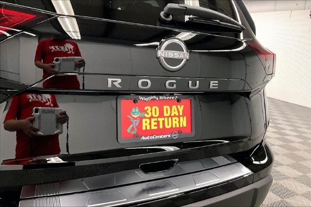 2027 Nissan Rogue SV - Cold Weather Package