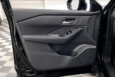 2027 Nissan Rogue SV - Cold Weather Package