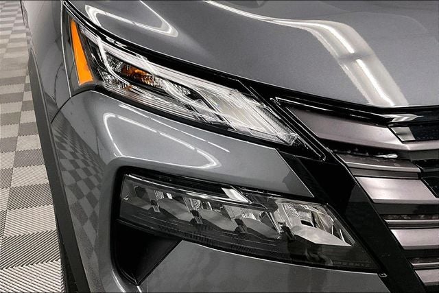 2026 Nissan Rogue SV - Cold Weather Package