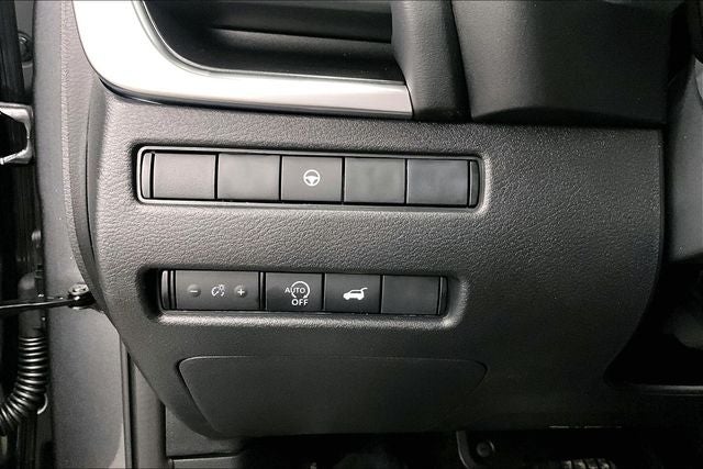 2026 Nissan Rogue SV - Cold Weather Package