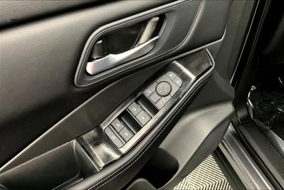 2026 Nissan Rogue SV - Cold Weather Package