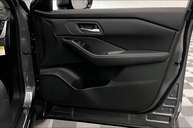 2026 Nissan Rogue SV - Cold Weather Package