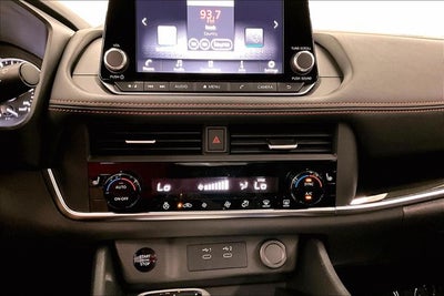 2026 Nissan Rogue Rock Creek AWD - Premium Package