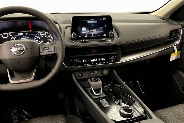 2026 Nissan Rogue SV AWD - Cold Weather Package