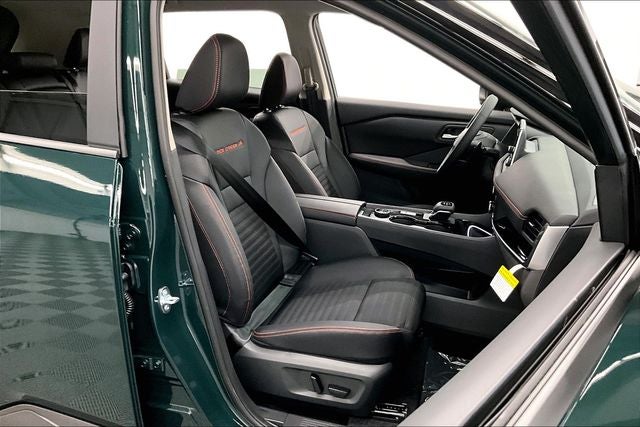 2026 Nissan Rogue Rock Creek AWD - Premium Package