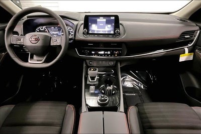 2026 Nissan Rogue Rock Creek AWD - Premium Package