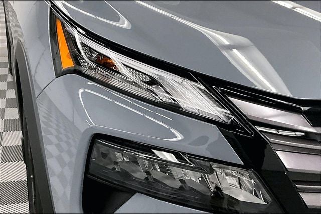 2026 Nissan Rogue SV AWD - Cold Weather Package