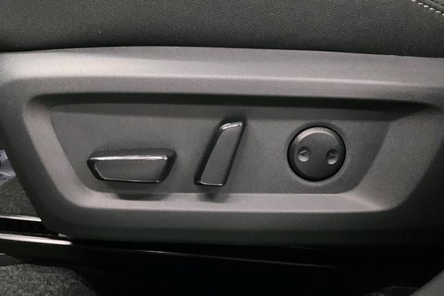 2026 Nissan Rogue SV AWD - Cold Weather Package