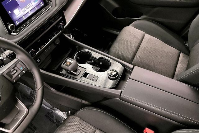 2026 Nissan Rogue SV AWD - Cold Weather Package