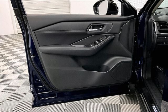 2026 Nissan Rogue Dark Armor AWD