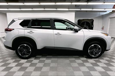 2025 Nissan Rogue SV AWD - Adaptive Cruise - Blind Spot Detection