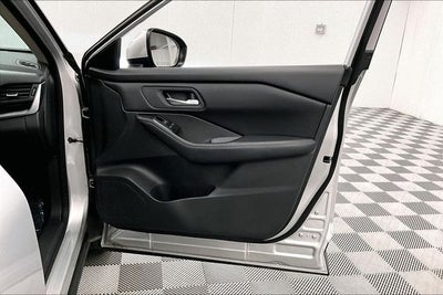 2025 Nissan Rogue SV AWD - Adaptive Cruise - Blind Spot Detection