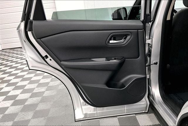 2025 Nissan Rogue SV AWD - Adaptive Cruise - Blind Spot Detection