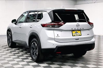 2025 Nissan Rogue SV AWD - Adaptive Cruise - Blind Spot Detection