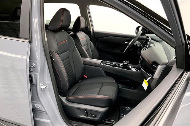 2026 Nissan Rogue Rock Creek AWD - Premium Package