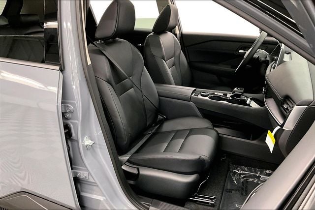 2026 Nissan Rogue Dark Armor AWD